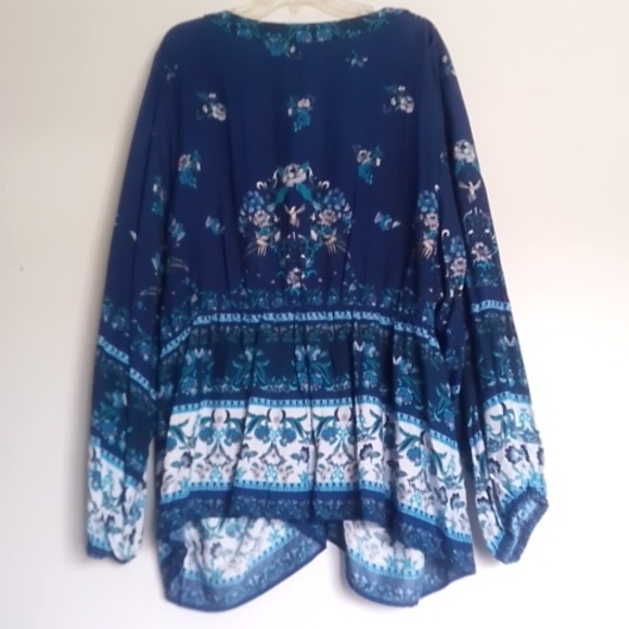 Blouse - Picture 5 of 5